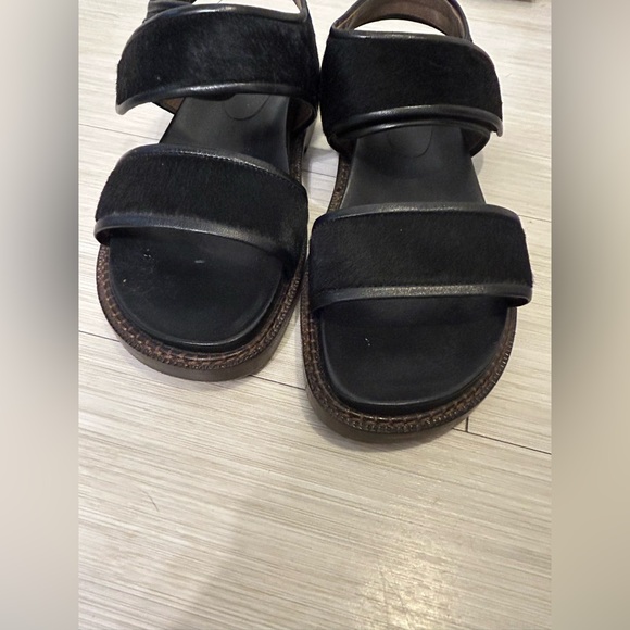 Marni Fussbett Sandals with Calf Fur in Black - Picture 9 of 11